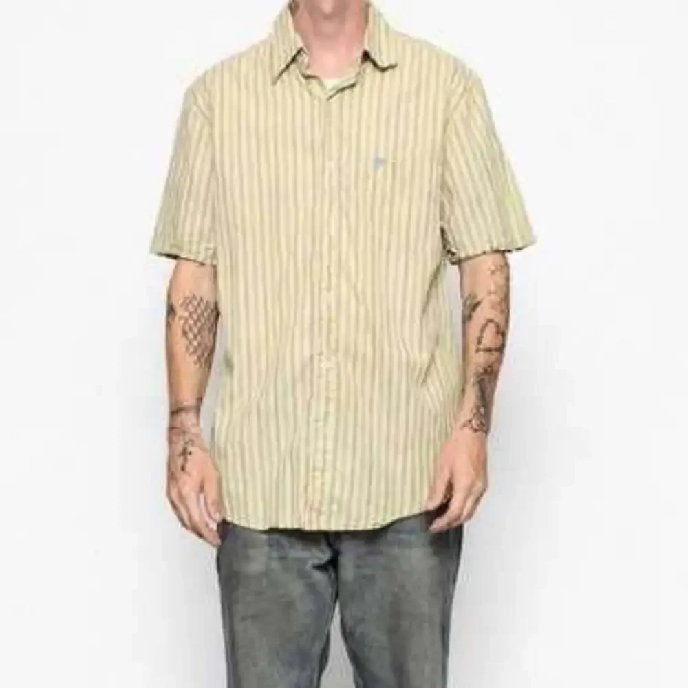 Mossimo Short Sleeve Button-Down Shirt Yellow and Green Vertical Stripe